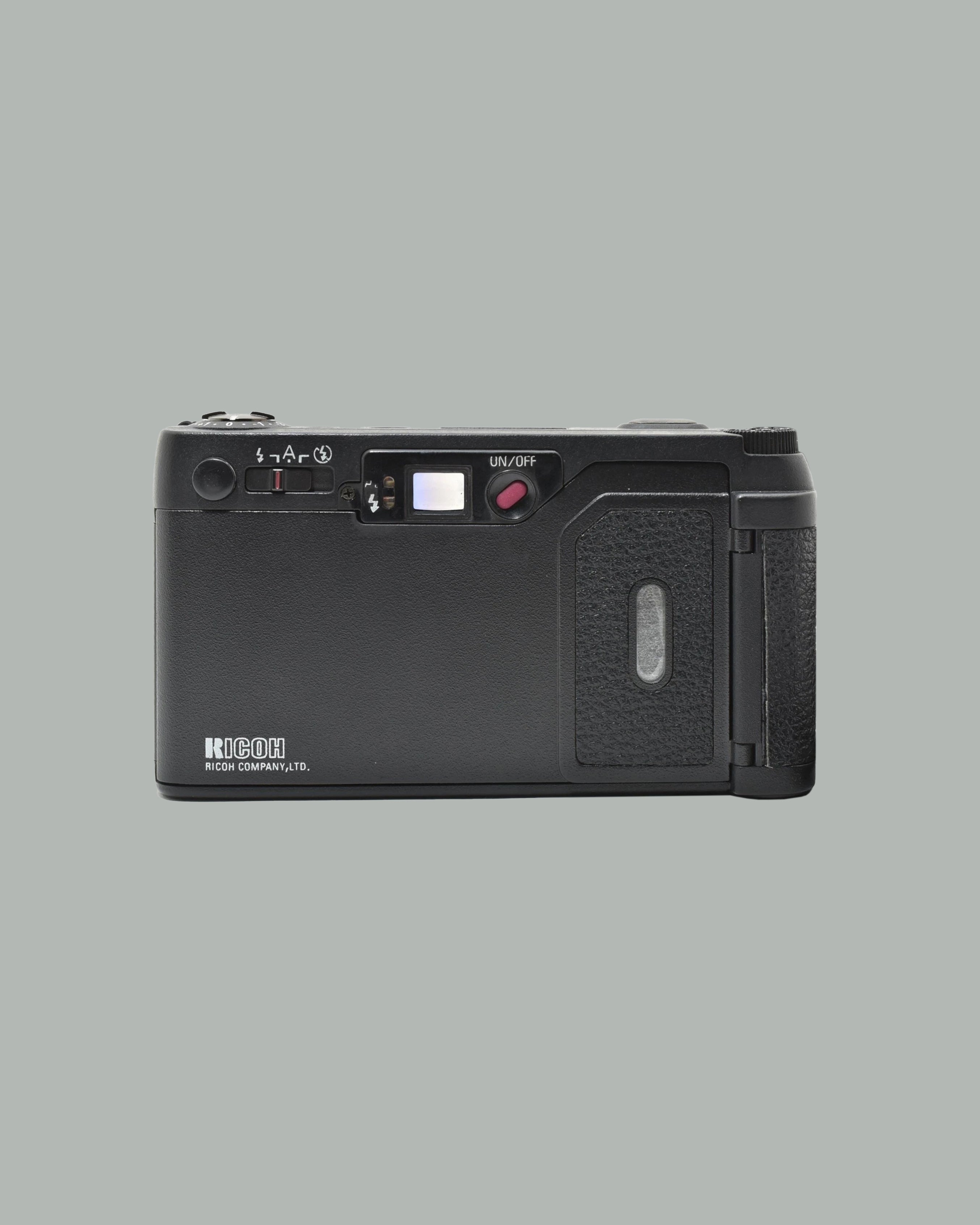 Ricoh GR-21 35mm Point & Shoot #1265